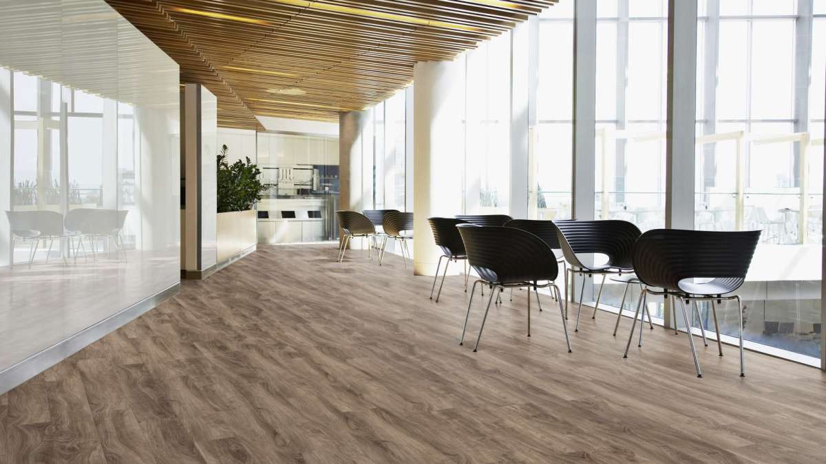 Tarkett iD Inspiration Click Solid 55 (English Oak BROWN) 24616009 - 1,61 m2 Zámkový vinyl