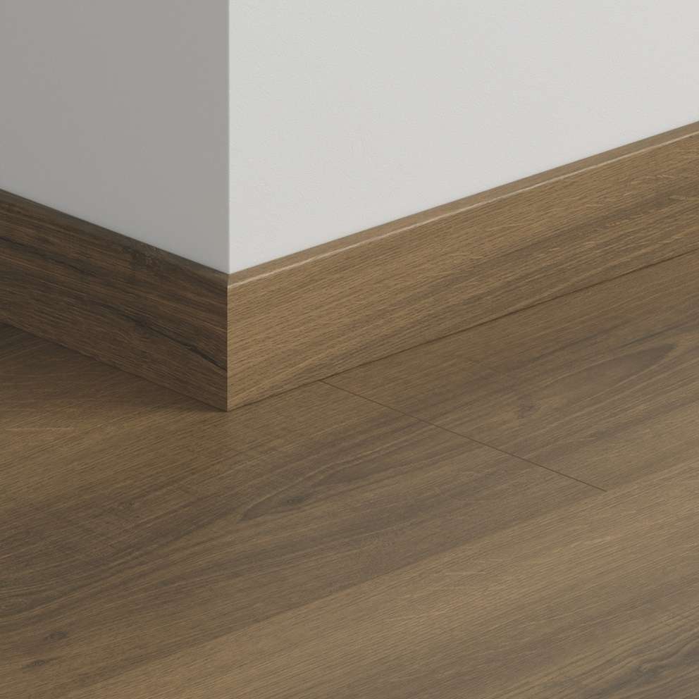 Quick Step Podlahová lišta Standart 2,4 m (Dub teplý hnědý) QSSK05789