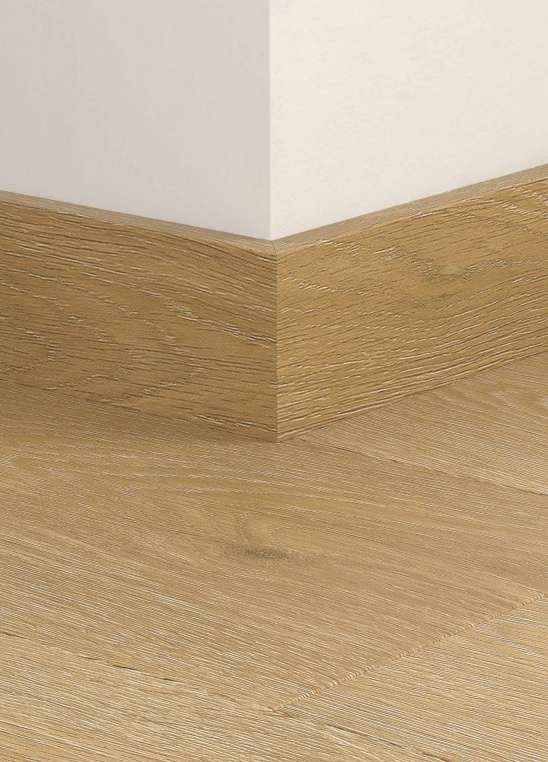 Quick Step podlahová lišta Standart Skirting QSVSKDB20311 - Satin oak medium natural