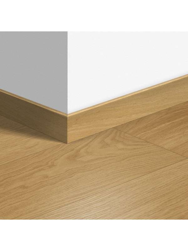 Quick Step Podlahová lišta Standart 2,4 m (Dub přírodní lakovaný) QSSK03106