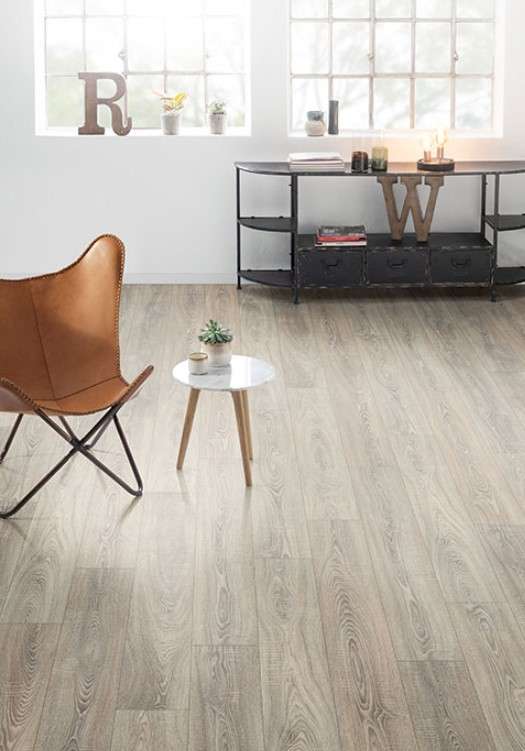 Egger Floorclic Solution 31 - FV 55036 Dub Bonavigo šedý - laminát