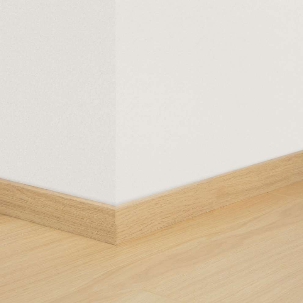 Quick Step Podlahová lišta Standart 2,4 m (Dub lakovaný přírodní) QSSK00896